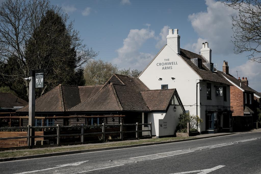 Cromwell Arms Country Pub With Rooms Romsey Kültér fotó