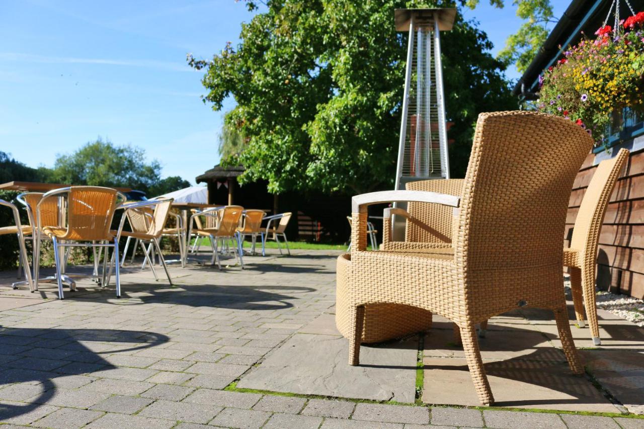 Cromwell Arms Country Pub With Rooms Romsey Kültér fotó