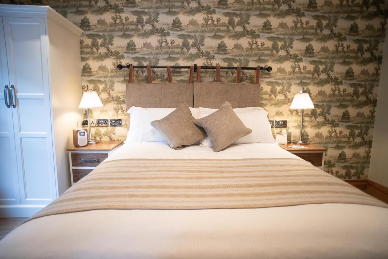 Cromwell Arms Country Pub With Rooms Romsey Kültér fotó