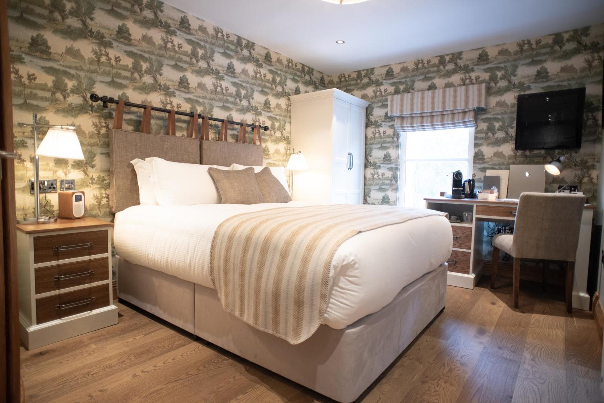 Cromwell Arms Country Pub With Rooms Romsey Kültér fotó